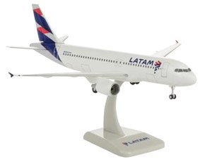 A320 LATAM ランディングギア/スタンド付属 (完成品飛行機)
