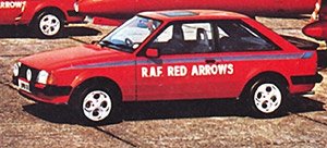 フォード エスコート MKIII XR3 R.AF RED ARROWS (ミニカー)