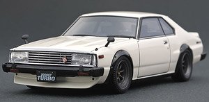 Nissan Skyline 2000 Turbo GT-ES (C211) White (1/18 scale) ※Watanabe-Wheel (ミニカー)