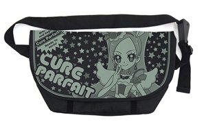 Kira Kira Precure A La Mode Cure Parfait Messenger Bag (Anime Toy)