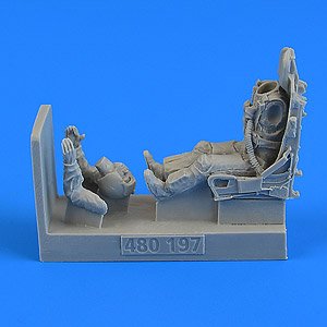 USAF Fighter Pilot with Ejection Seat for F-100C/D (Plastic model)