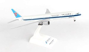 777-300 China Southern Airlines (w/Gear) (Pre-built Aircraft)