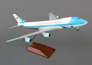 VC25 (747-200) エアフォースワン (木製スタンド ギア付) (完成品飛行機)