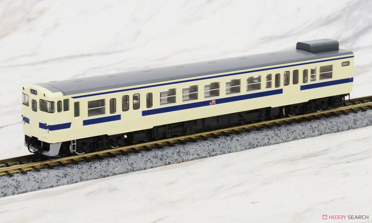 J.R. Diesel Train Type KIHA47-0 (Kyushu Area Color/without Ventilator) (2-Car Set) (Model Train) Item picture5