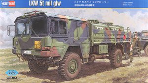 German MAN-5 Tank Truck (Plastic model)