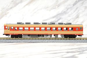 KIHA28 (Model Train)