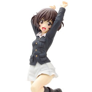 秋山優花里 【パンツァージャケットVer.】 (フィギュア)