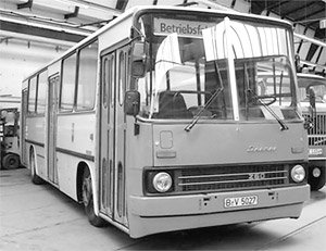Ikarus 260 Bus Berlin (Diecast Car)