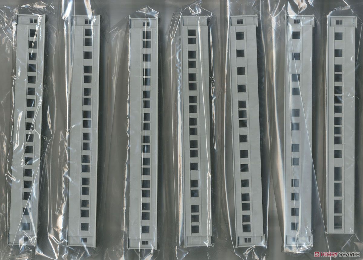 16番(HO) 【限定品】 特別急行 富士 ある日の編成 9輌編成 プラ製ベースキット (組み立てキット) (鉄道模型) 中身1