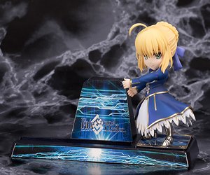 Smart Phone Stand Beautiful Girl Character Collection No.17 Fate/Grand Order Saber/Altria Pendragon (Anime Toy)