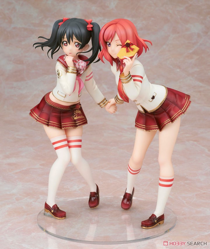 Nico Yazawa & Maki Nishikino Valentine Edition (PVC Figure) Item picture5