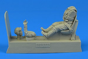 Bf109 パイロット w/初期型パイロット席 (プラモデル)