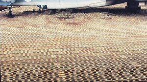 Perforated Steel Plates (220 x 157mm) (Plastic model)