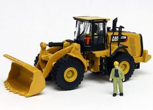 Cat 972M Wheel Loader w/Common Labor Figure (Diecast Car)