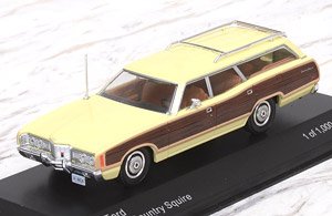 Ford LTD Country Squire 1972 Light Yellow/Wood (Diecast Car)