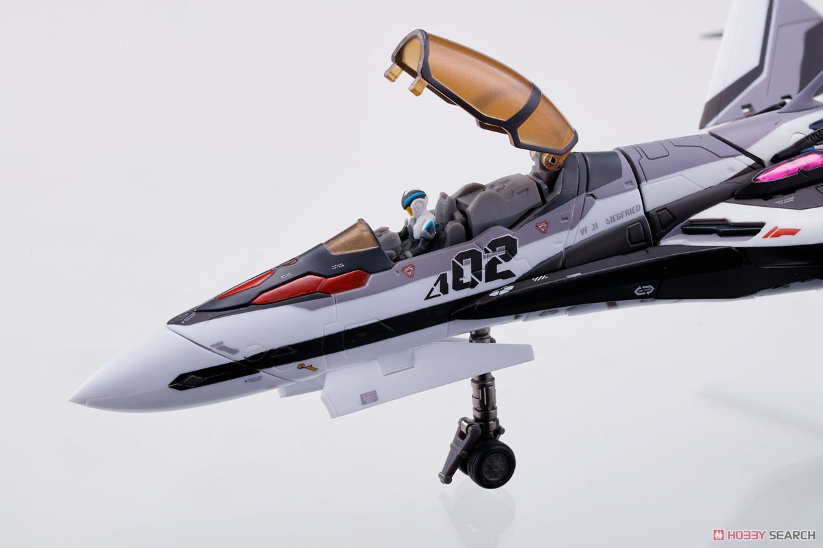 DX超合金 劇場版VF-31F ジークフリード(メッサー・イーレフェルト機/ハヤテ・インメルマン機) (完成品) 商品画像9