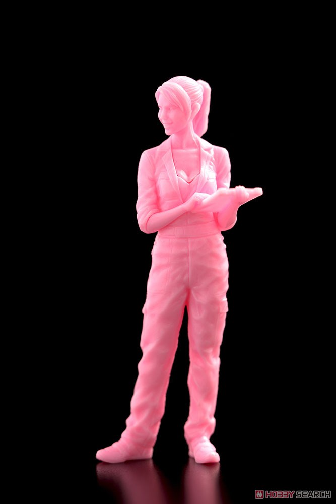 Ma.K.女性整備士 (B) マルティナ技士 Pianissimo (ピアニシモ) ピンク成型色 (プラモデル) 商品画像1
