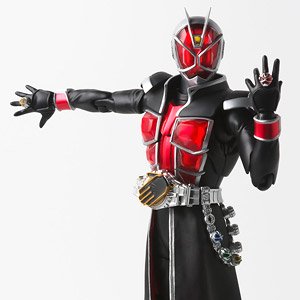 S.H.フィギュアーツ(真骨彫製法) 仮面ライダーウィザード フレイムスタイル (完成品)