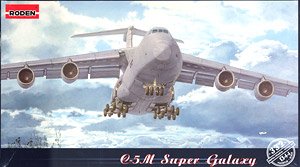 米ロッキードC-5M近代改装型スーパーギャラクシー戦略輸送機 (プラモデル)