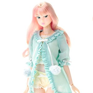 Momoko Doll Sweet Dreams (Fashion Doll)