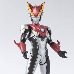 S.H.Figuarts Ultraman Rosso (Flame) (Completed)