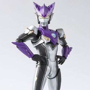 S.H.フィギュアーツ ウルトラマンロッソ ウインド (完成品)