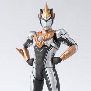 S.H.Figuarts Ultraman Blu (Ground) (Completed)