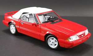 1992 Ford Mustang LX Convertible - Vibrant Red with White Interior - Ford Feature Edition (ミニカー)