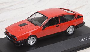 アルファロメオ GTV 6 1985 レッド (ミニカー)