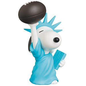 UDF No.456 [Peanuts Series 9] Statue of Liberty Snoopy (Completed)