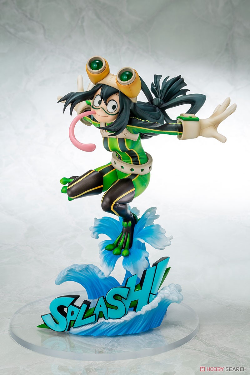 Tsuyu Asui Hero Suit Ver. (PVC Figure) Item picture1