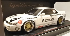 Rocket Bunny S13 V2 White (ミニカー)
