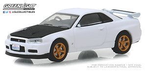 Tokyo Torque Series 5 2001 Nissan Skyline GT-R (BNR34) V-Spec II White with Z-Tune Hood (Diecast Car)