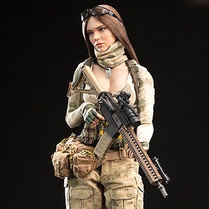 A-TACS FG Woman Soldier Jenner A (Fashion Doll)