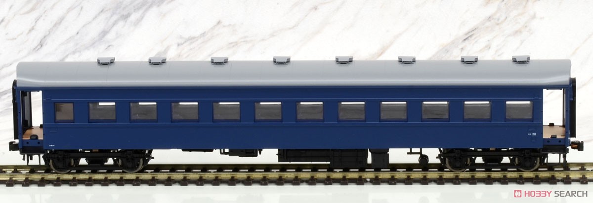 16番(HO) オハ35絞折妻・鋼板屋根・青15号 (塗装済み完成品) (鉄道模型) 商品画像1