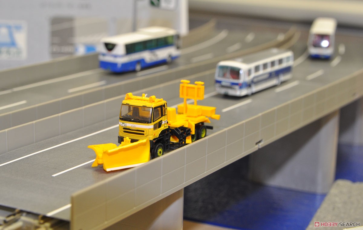 ザ・トラックコレクション 東名高速道路全線開通50周年 NEXCO中日本道路作業車 2台セット (鉄道模型) その他の画像2