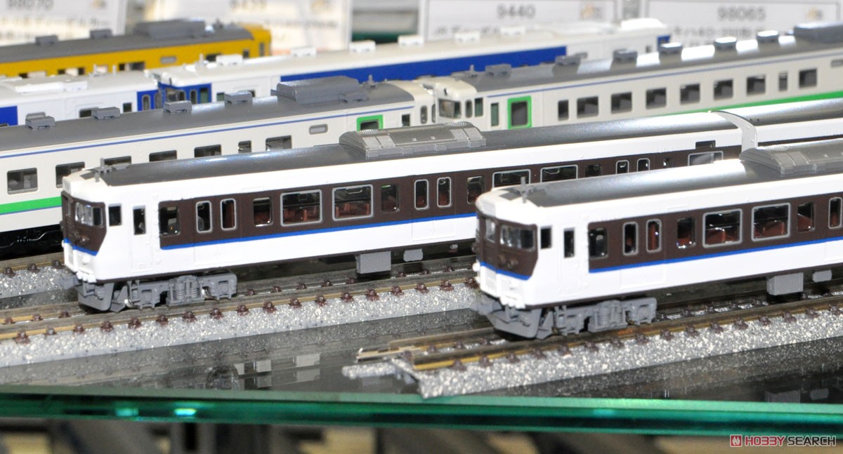 JR 115-2000系 近郊電車 (JR西日本40N更新車・アイボリー) 基本セット (基本・4両セット) (鉄道模型) その他の画像2