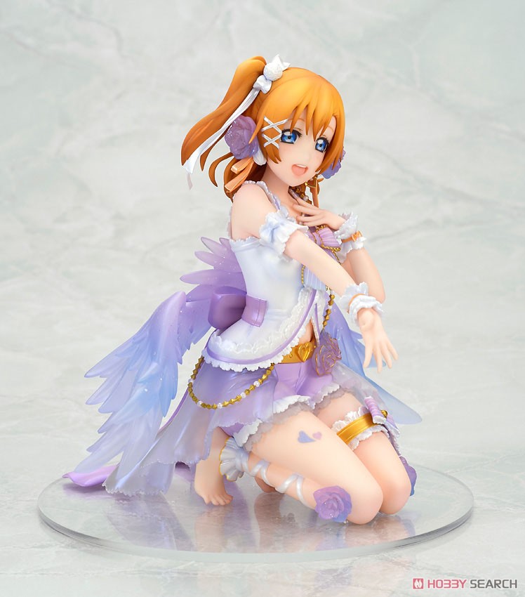 Honoka Kosaka White Day Edition (PVC Figure) Item picture4