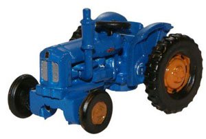 (N) Blue Fordson Tractor (Model Train)