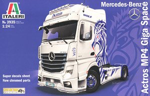 Mercedes Benz Actros MP4 Giga Space Show -Truck (Model Car)