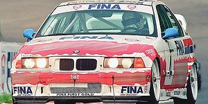 BMW 318IS クラス II `BMW FINA-BASTOS TEAM` #4 - 24H スパ フランコルシャン 1994 ウィナーズ (ミニカー)