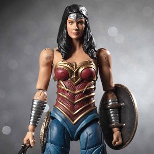 1/18 アクション フィギュア ワンダーウーマン (完成品)