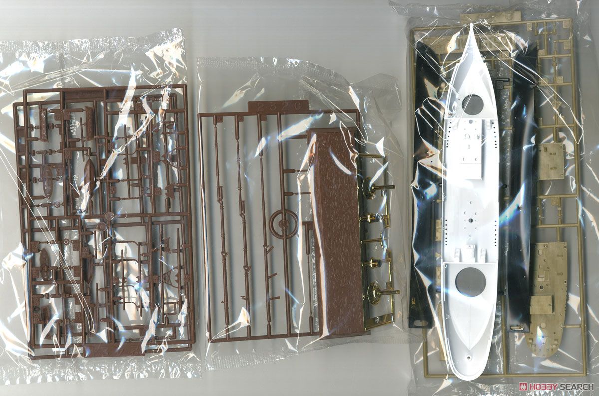 Tovaristsch (Plastic model) 中身1