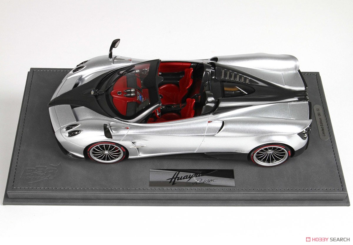 Pagani Huayra Roadster Grey Micalized (with Case) (Diecast Car) Item picture5