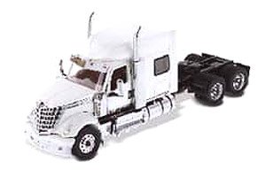 Freightliner New Cascadia Pearl White