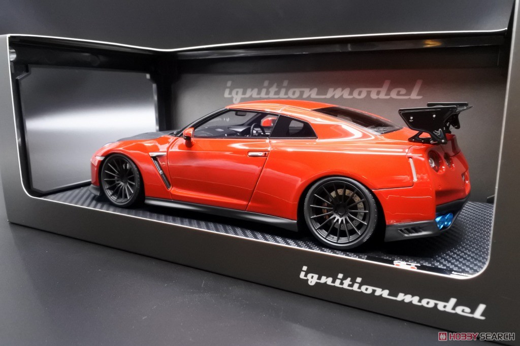 NISSAN GT-R (R35) Premium Edition Red (ミニカー) 商品画像2