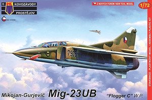 MiG-23UB フロッガーC 「ワルシャワ条約機構加盟国」 (プラモデル)