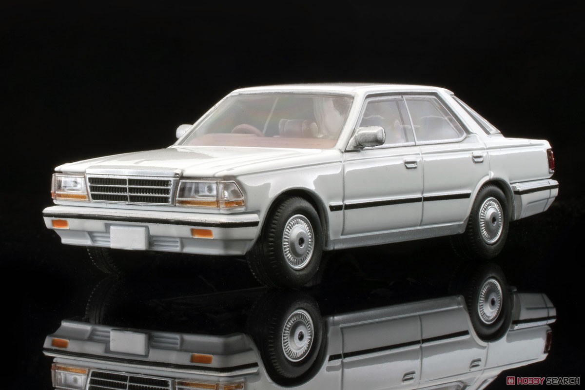 TLV-N198a Gloria Grandage (White) (Diecast Car) Item picture7