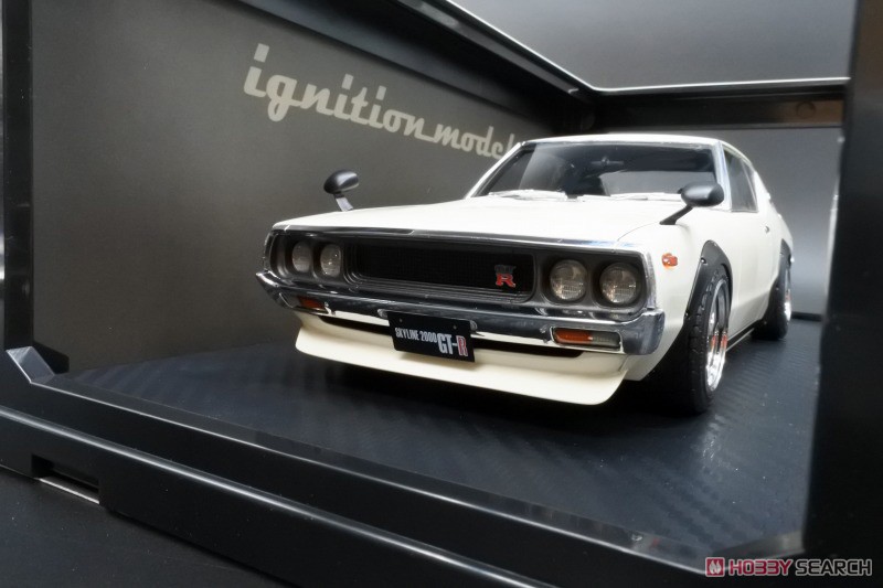 Nissan Skyline 2000 GT-R (KPGC110) White (ミニカー) 商品画像3