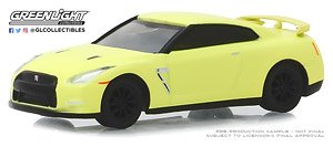Tokyo Torque Series 7 - 2016 Nissan GT-R (R35) - Fluorescent Neon Yellow (Diecast Car)